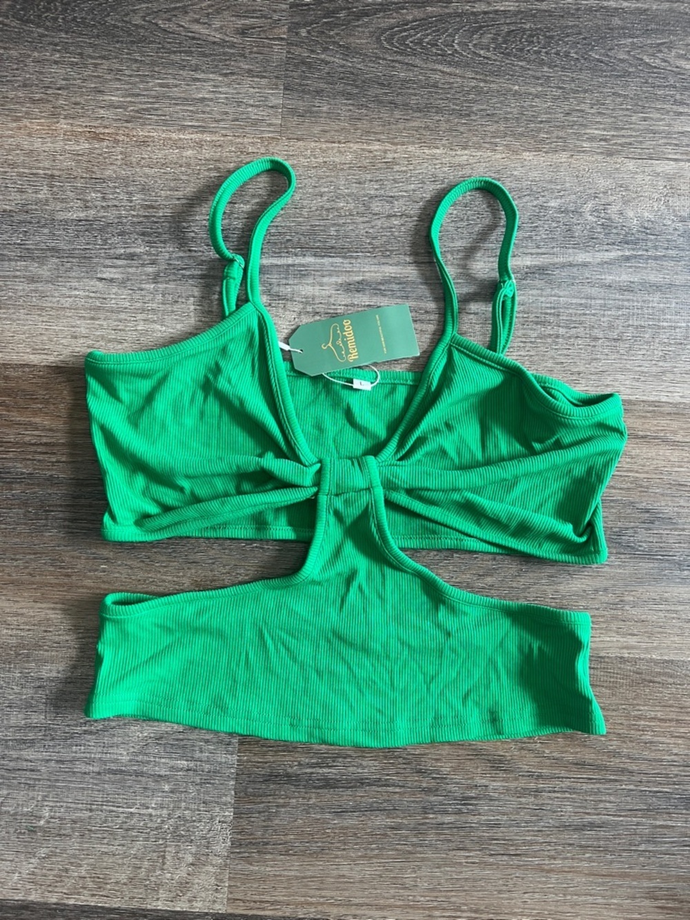 (12) NWT ribbed cut out tank